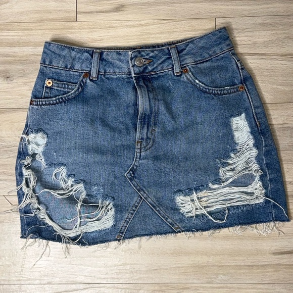 Topshop Moto Distressed Denim Mini Skirt | Size 2 (Petite) - Picture 1 of 3